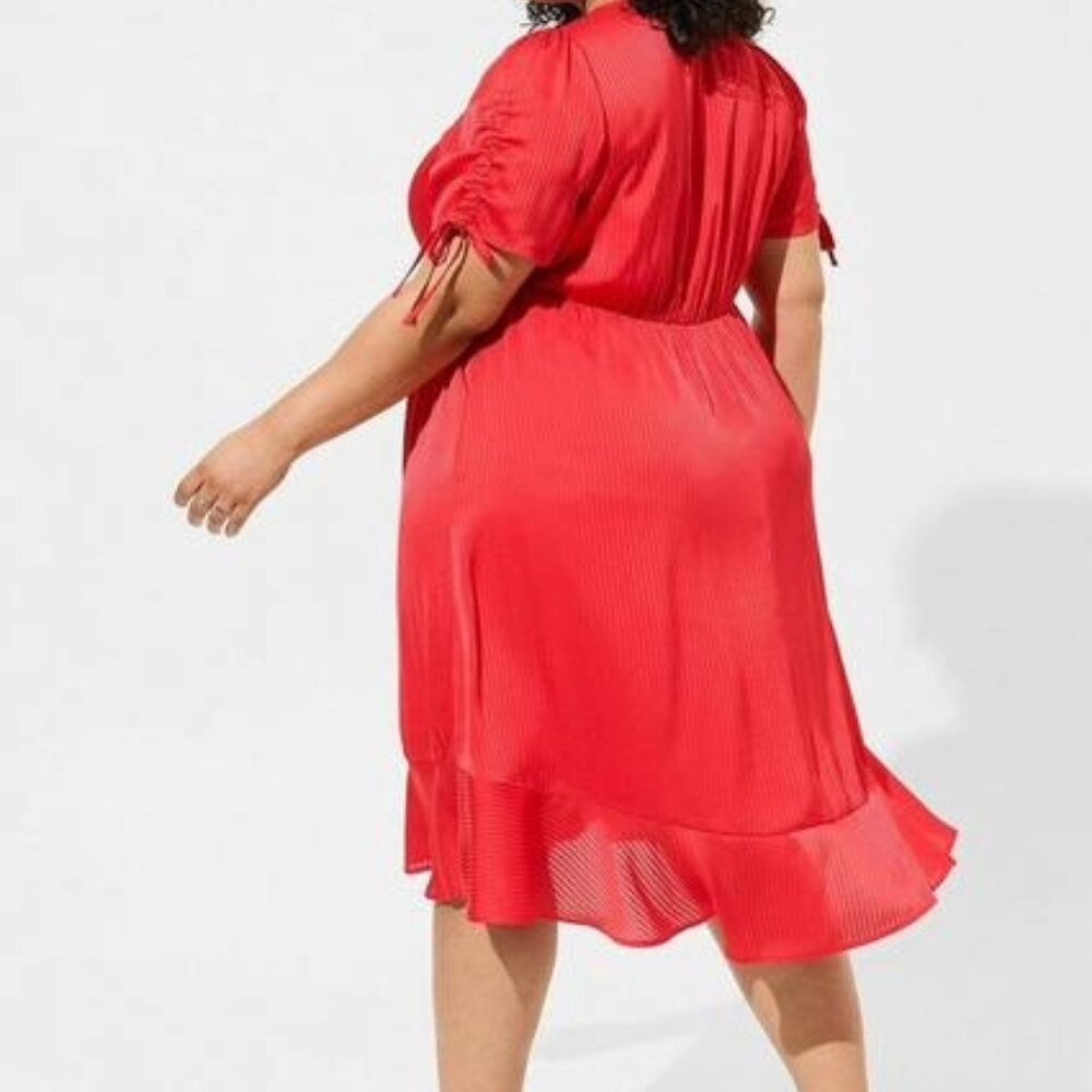 PLUS DRESS - Picture 3 of 6